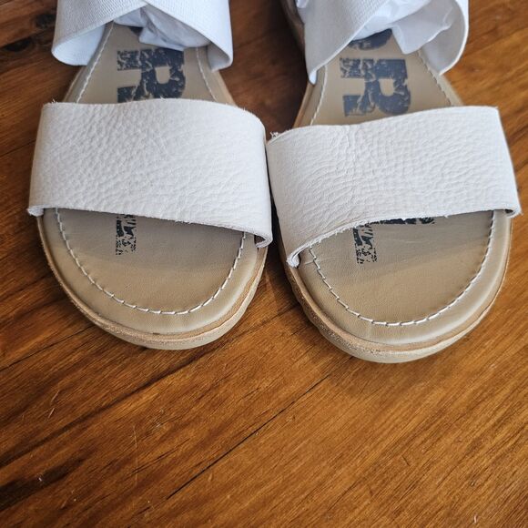 Sorel Ella Gladiator Criss Cross Ankle Strap Sandals Flats Cream Womens 8 - Picture 3 of 7
